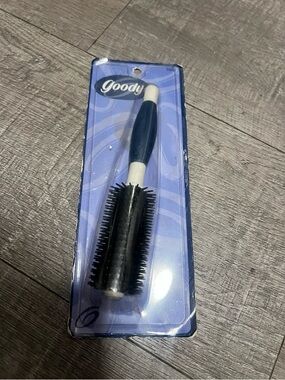 Goody Vintage 1996 Hot
Handles Round Curl Styler Hair
Brush NEW Deadstock
